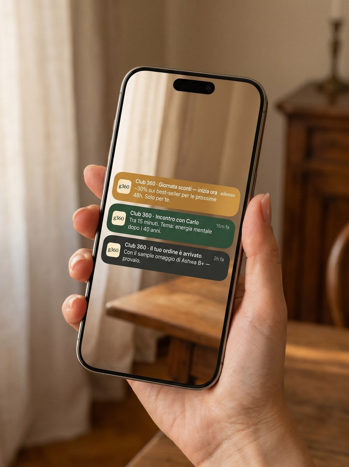 iPhone con notifiche Club 360